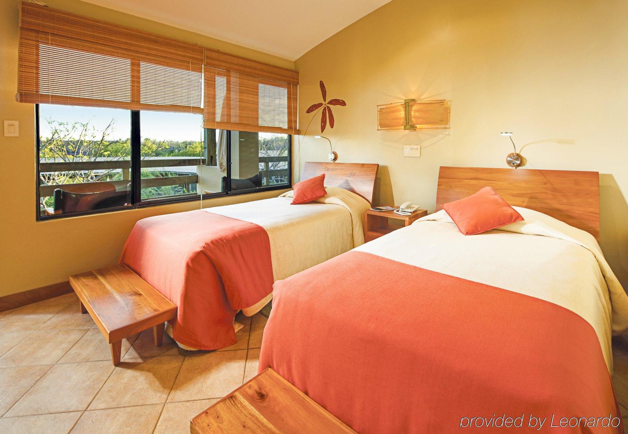 Finch Bay Galapagos Hotel Puerto Ayora  Extérieur photo